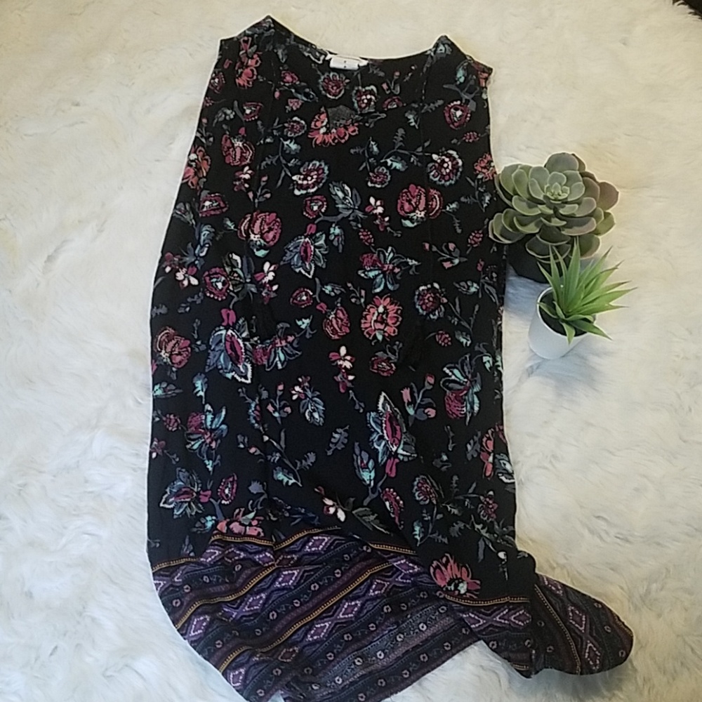 Beach lounge. Coverup. Sundress